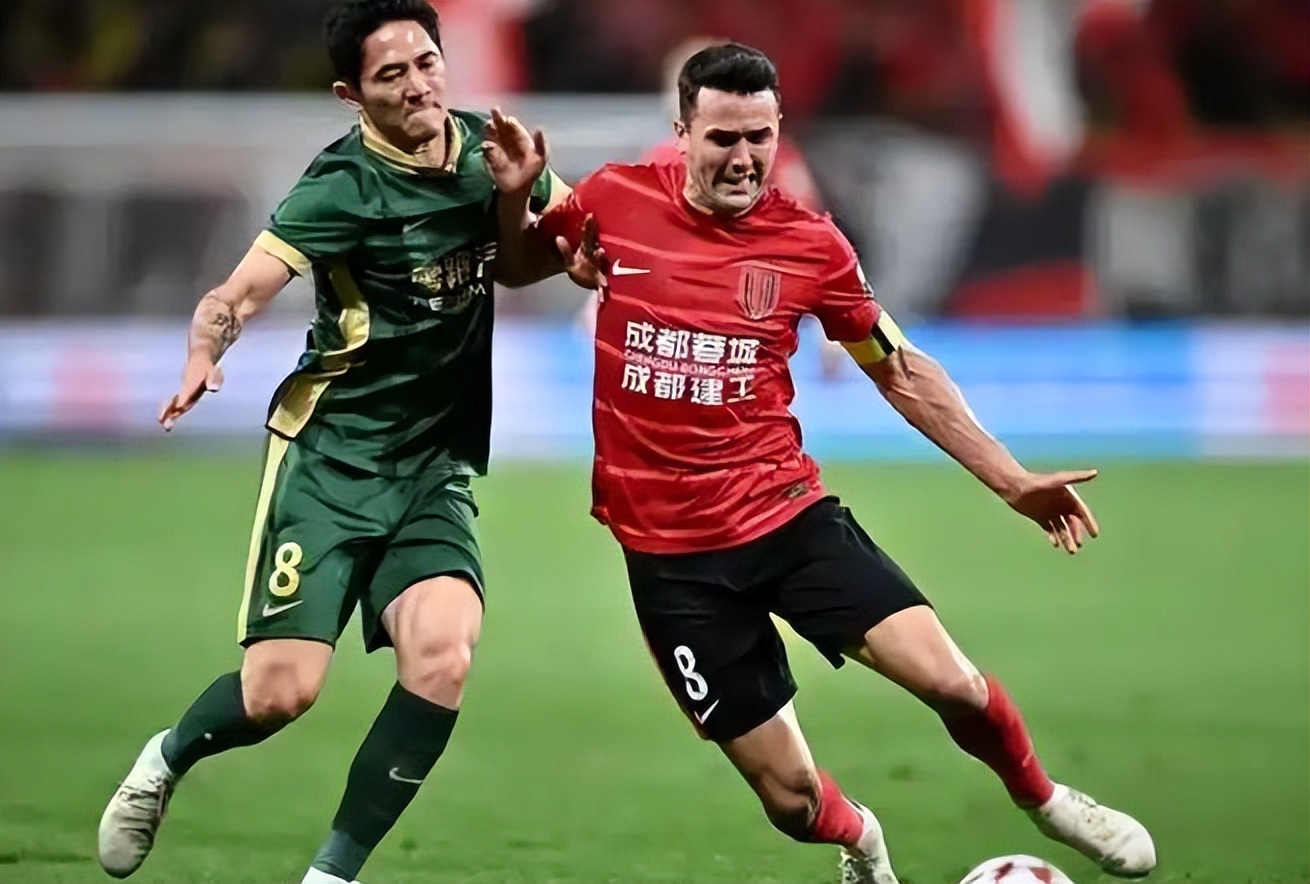 包含转折点成都蓉城手感冰凉；亚冠今晨攻防权衡；底气十足；年轻球员得到机会的词条